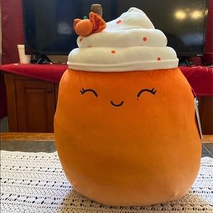 Kendla the Squishmallow